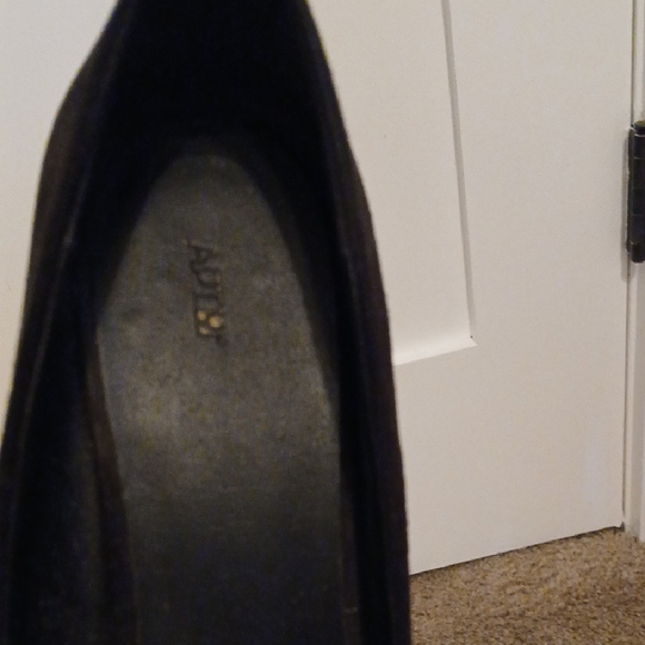 Apt. 9 Classic Black Wedges - Picture 3 of 4